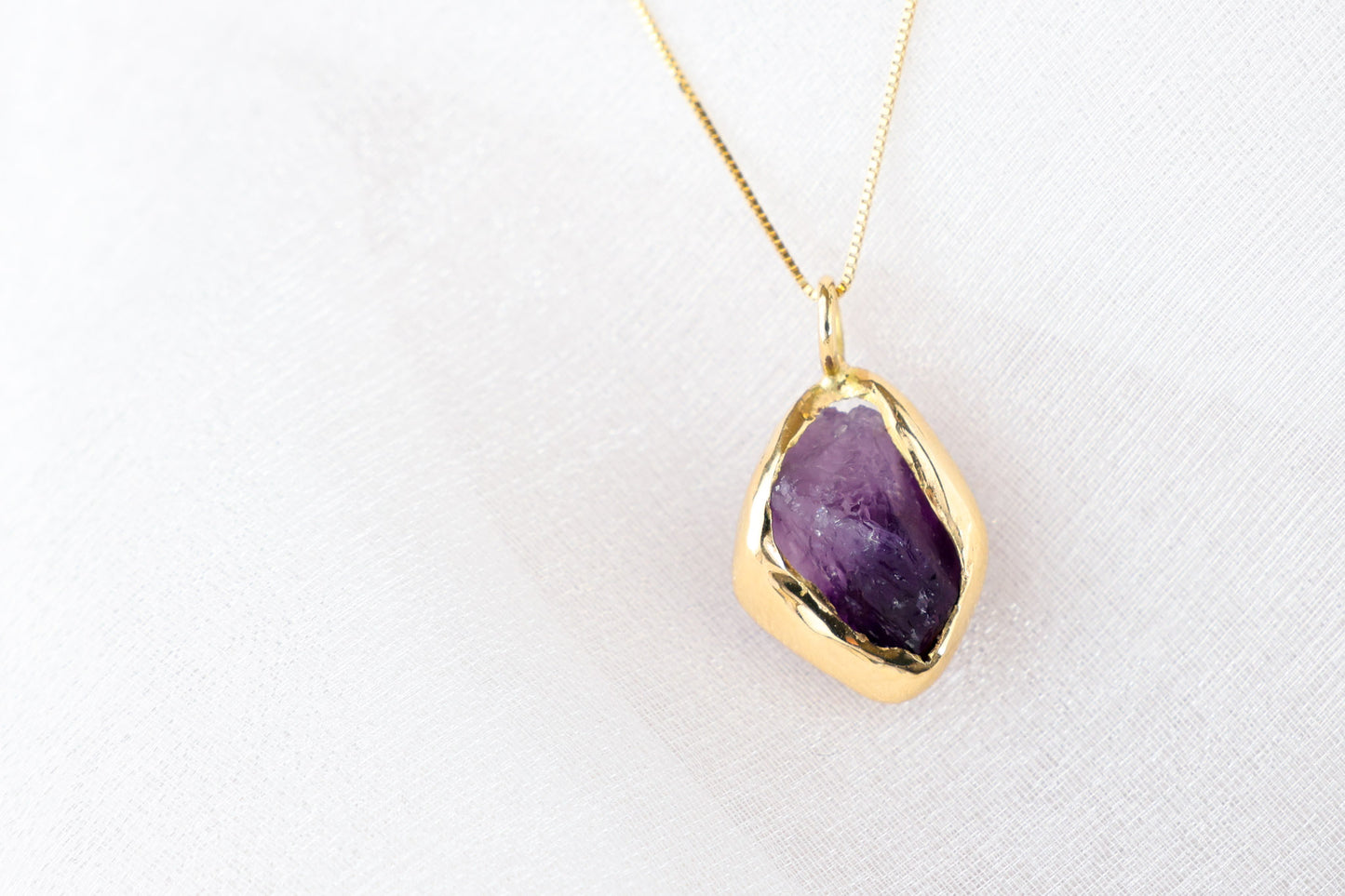 Althaea – Amethyst 18k Gold Pendant