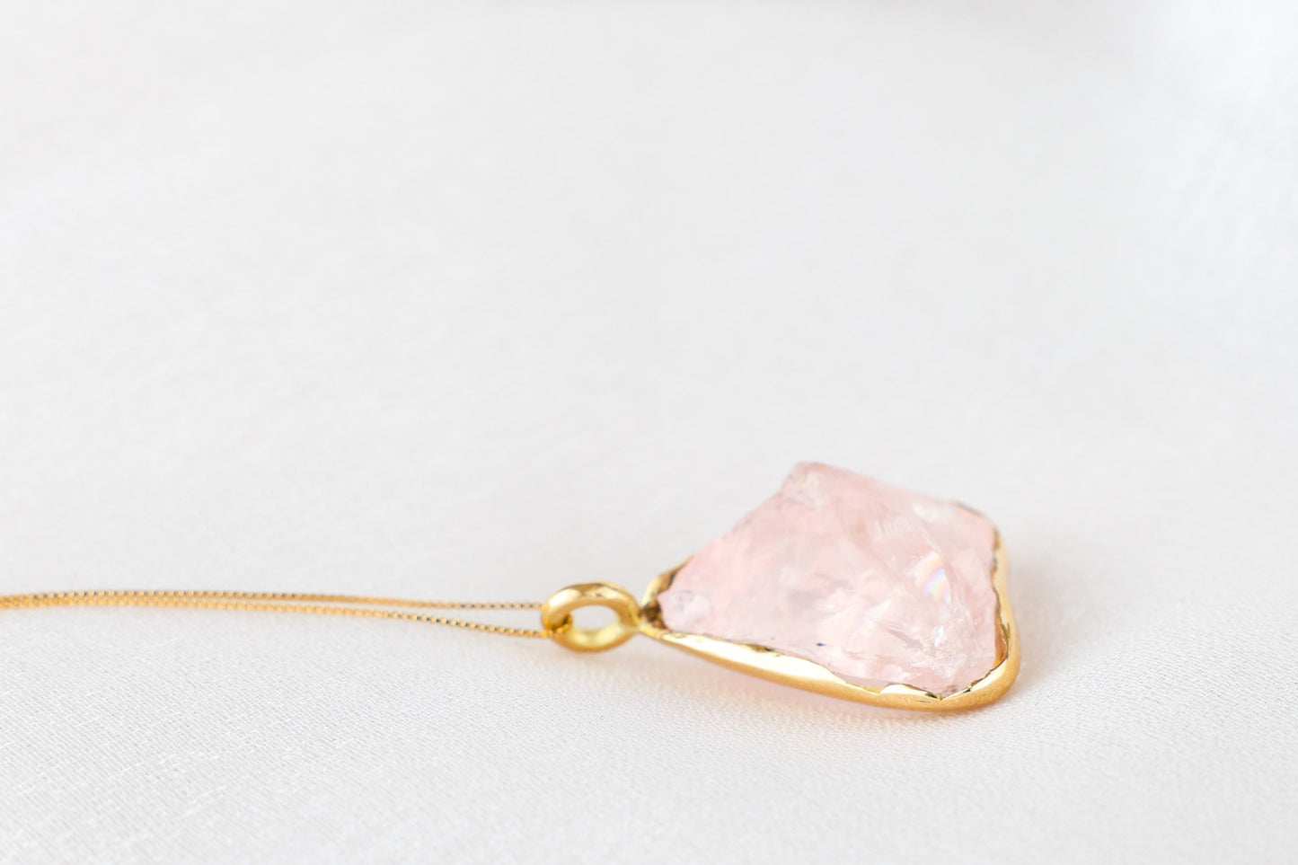 Anahita – Rose Quartz 18k Gold Pendant
