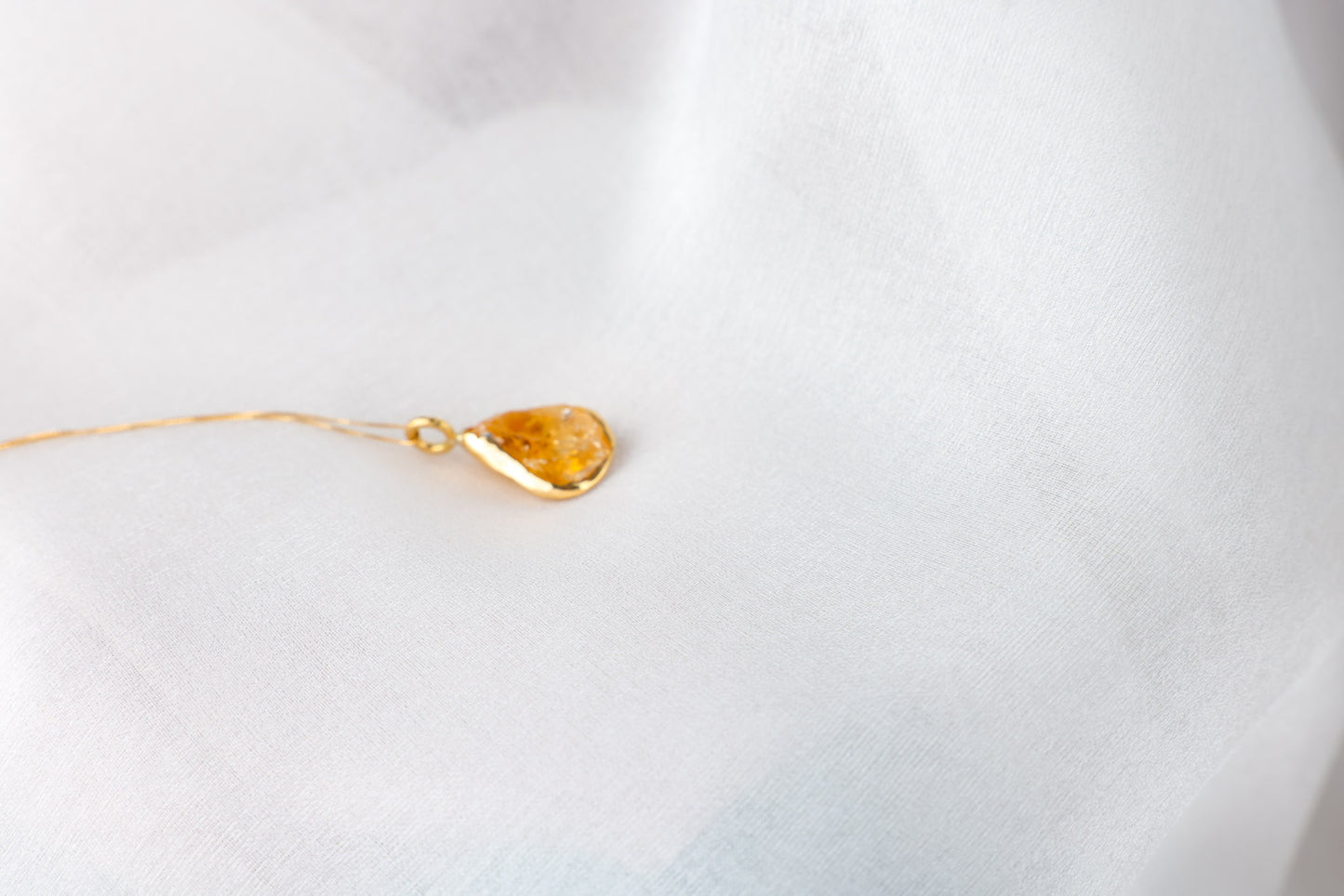 Soléa – Citrine 18k Gold Pendant