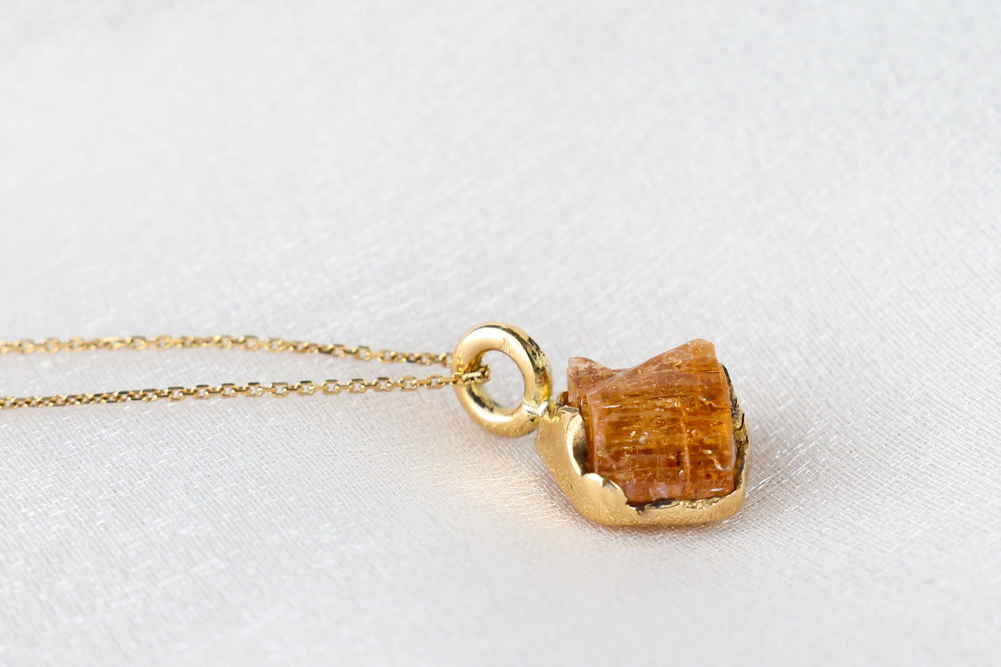 Solene – Golden Topaz 18k Gold Pendant