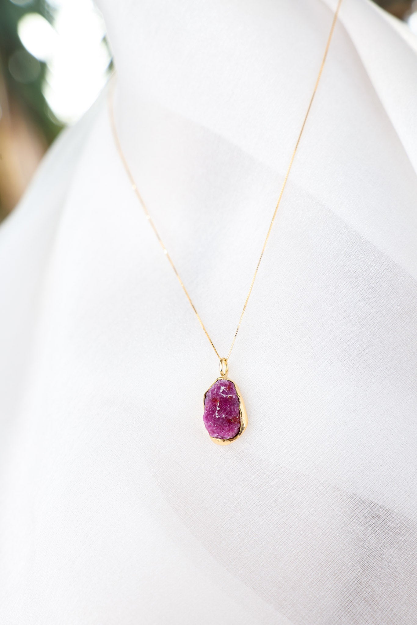 Amara – Ruby 18k Gold Pendant